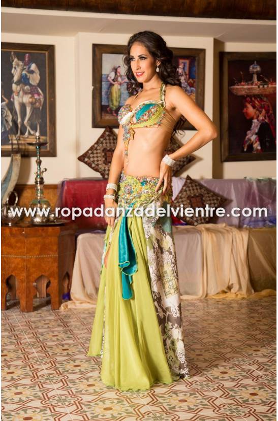 Traje Aquilah