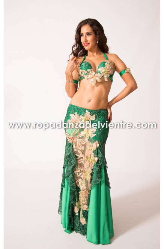 Traje Hasna
